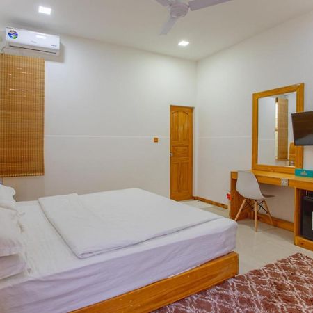 Alaika Maafushi Hotell Eksteriør bilde