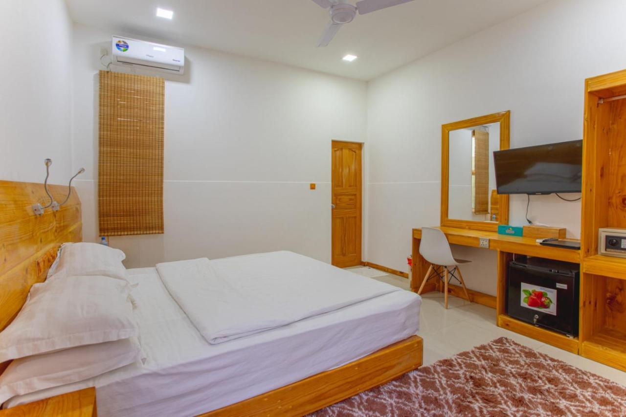 Alaika Maafushi Hotell Eksteriør bilde