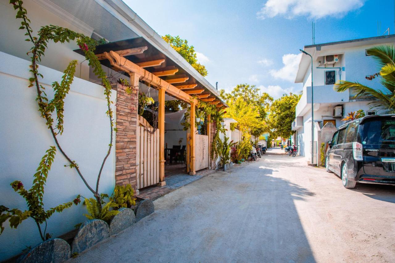 Alaika Maafushi Hotell Eksteriør bilde